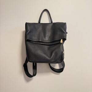 GiGi New York Bag Womens Size Medium Black Pebbled Leather Backpack Top Handle